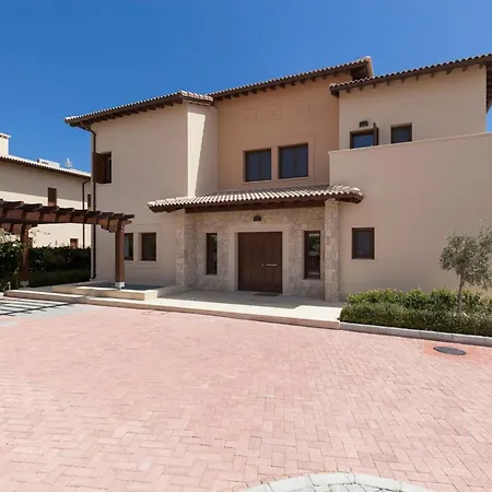 Aphrodite Hills Mythos Collection Iris Private Pool Sea View 5 Bedrooms فيلة